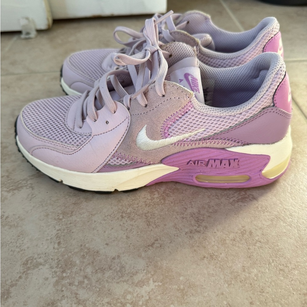 Nike Air Max Women's Lilac and Pink Athletic Sneakers